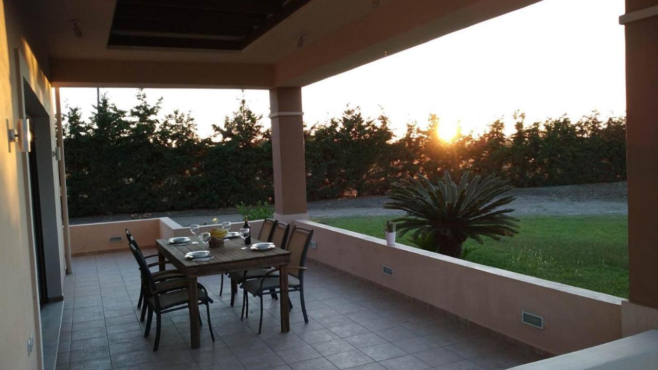 Kos Villa - Family Comfort With Large Garden, Jacuzzi Eksteriør billede